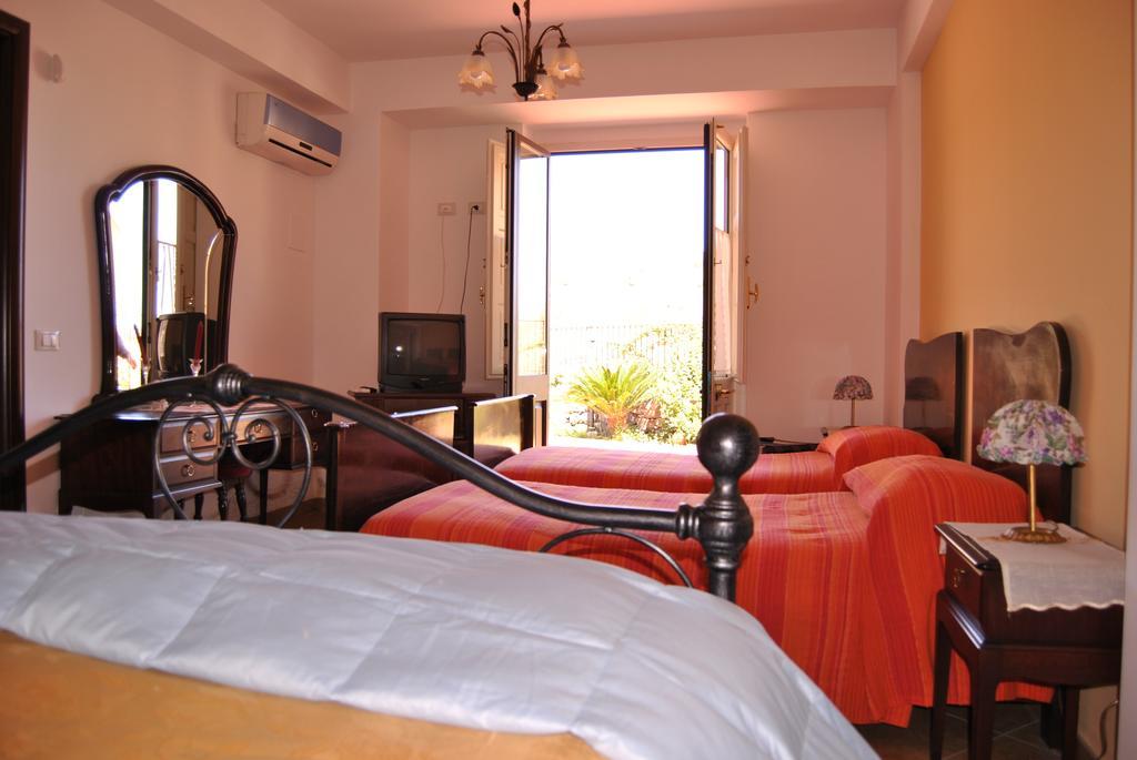 بيديمونتي إتنيو B&B Villagata الغرفة الصورة