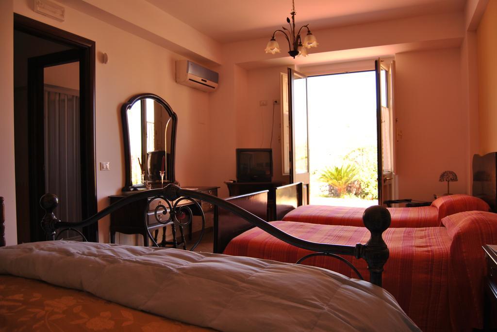 بيديمونتي إتنيو B&B Villagata الغرفة الصورة